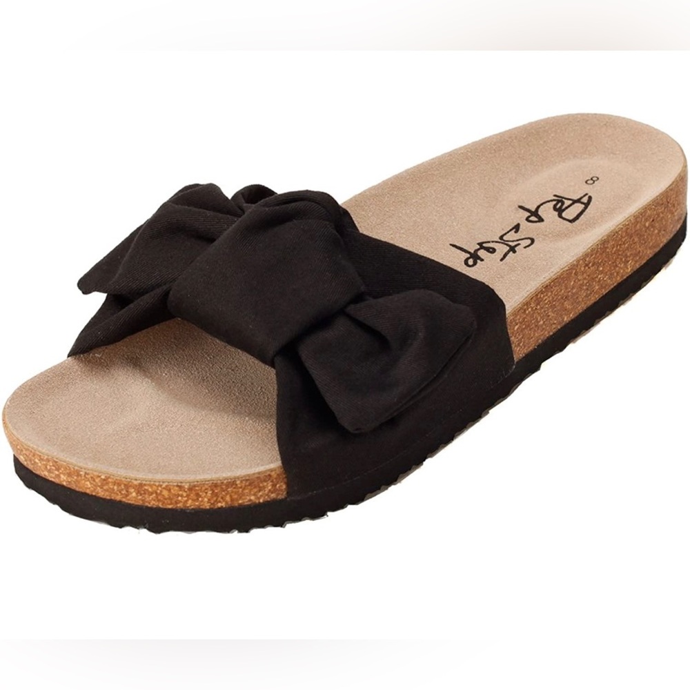 Women’s 6.5 bow style sandals NWT